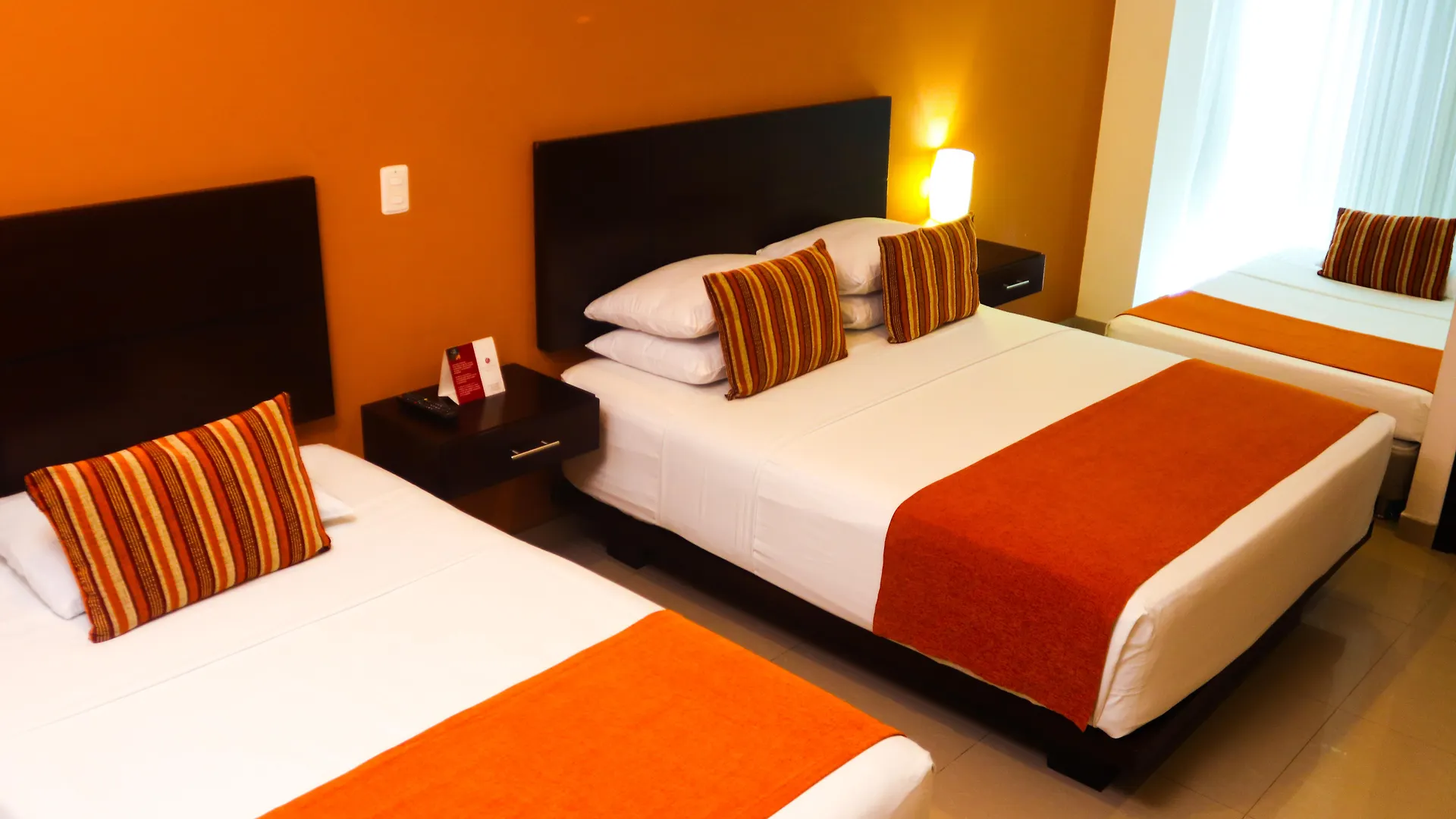 Hotel Buenos Aires Картахена