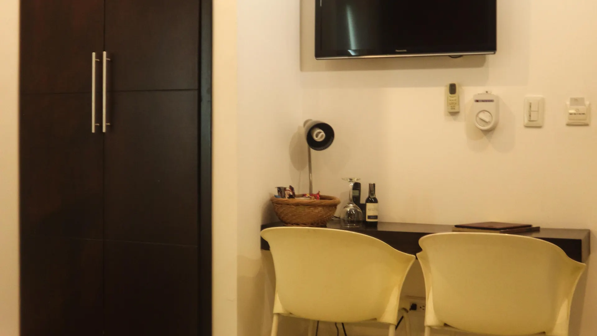 Hotel Buenos Aires Картахена