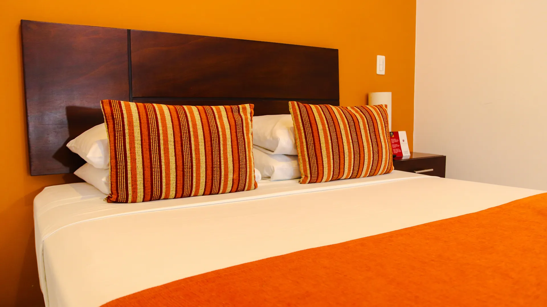 Hotel Buenos Aires Картахена