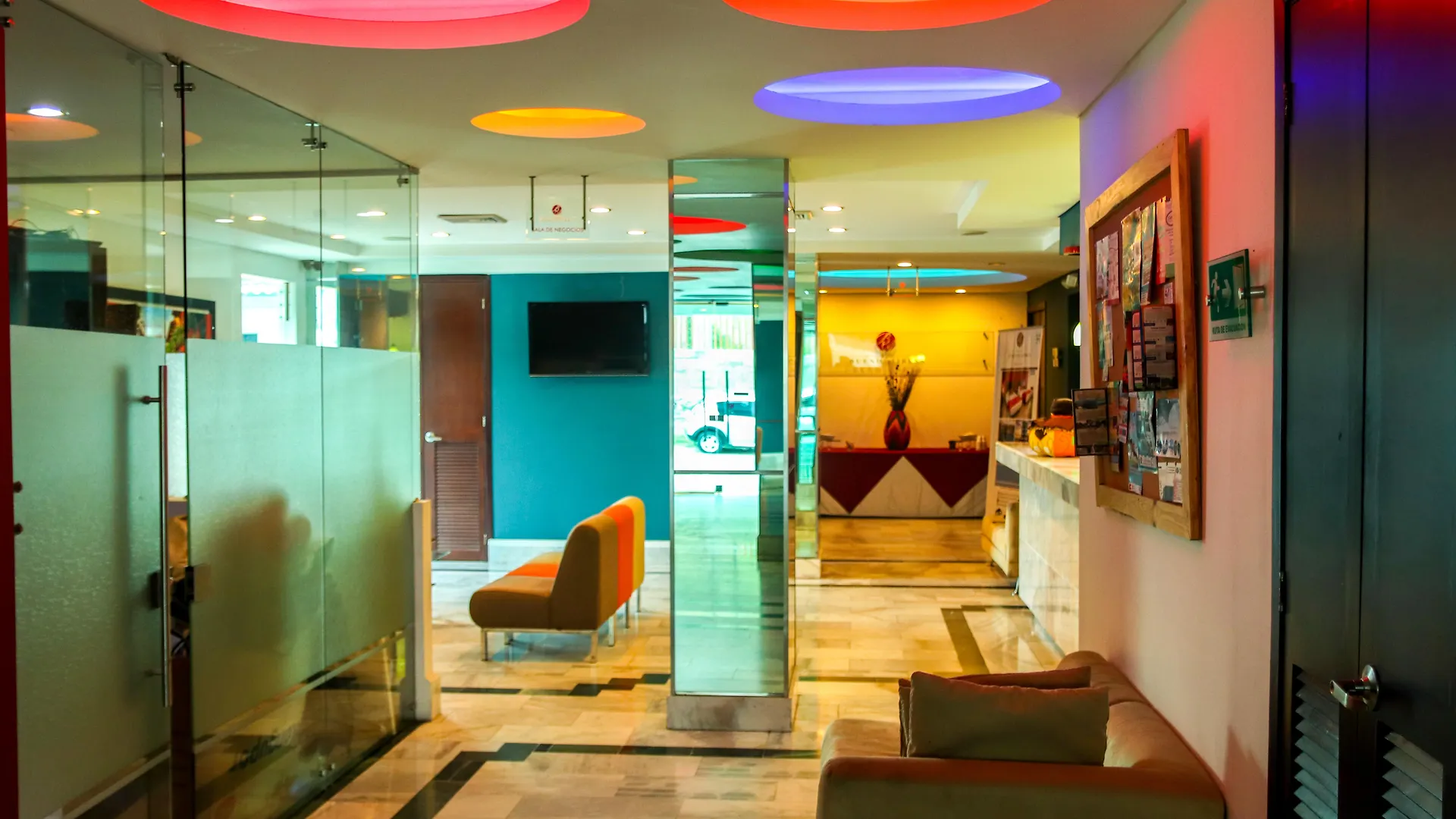 Hotel Buenos Aires Картахена
